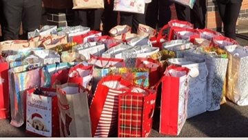 Hull care home receive Christmas donations for the local community